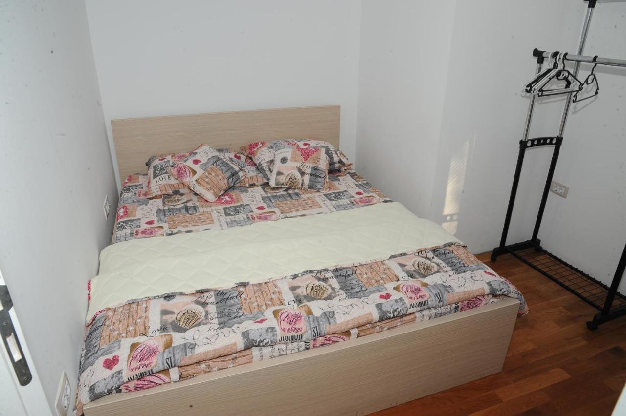 Vila Odmor Na Dunavu Beocin Exterior foto